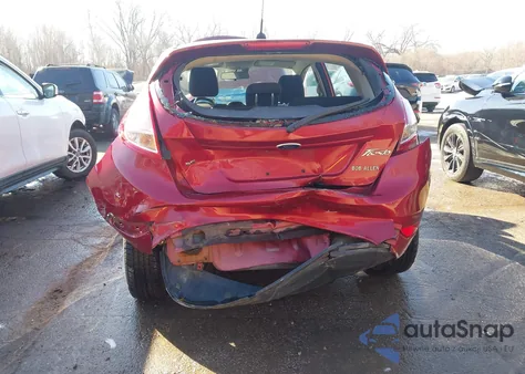 2016 Ford Fiesta Se z USA, uszkodzony, nr VIN 3FADP4EJ7GM104777